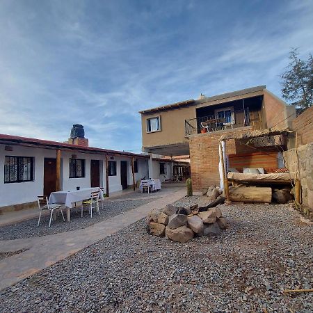 Arbol Tilcara Hostel Exterior foto