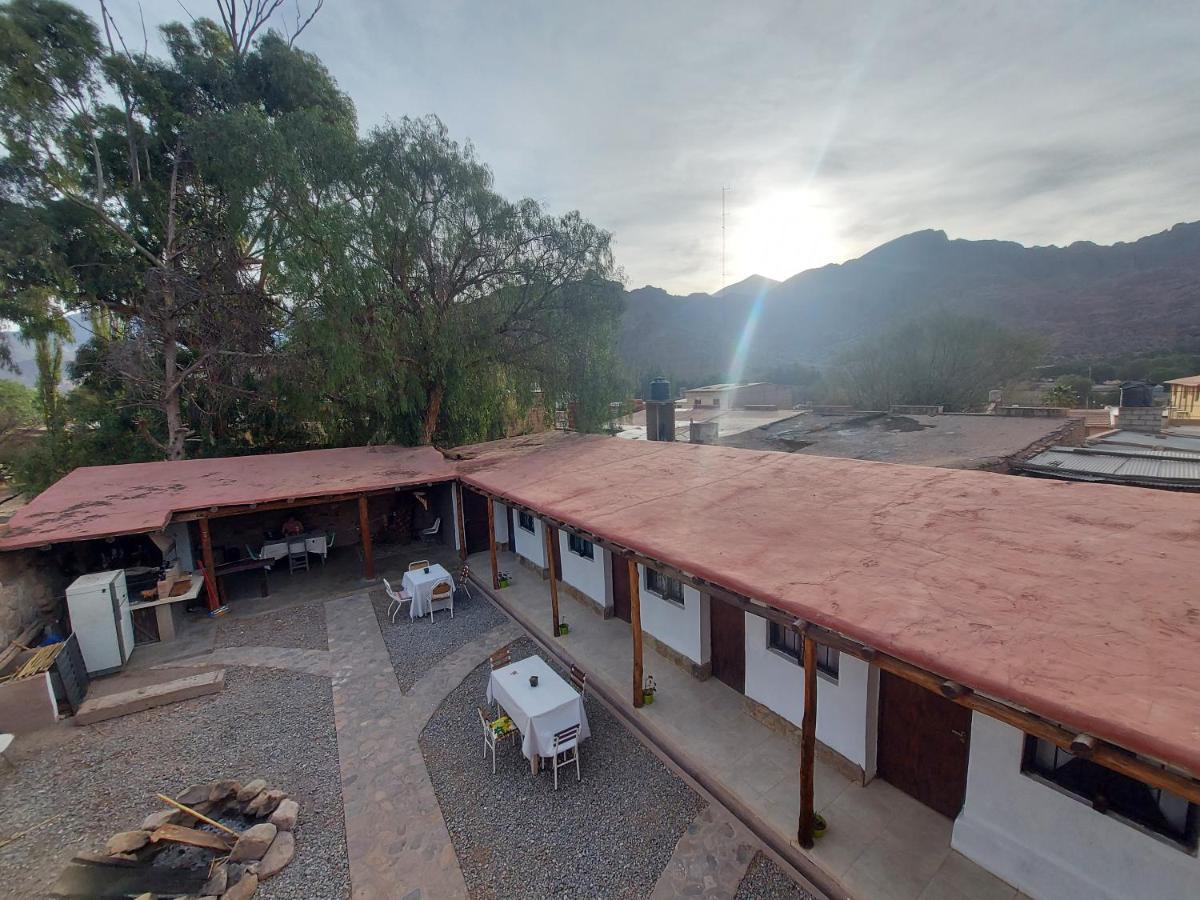 Arbol Tilcara Hostel Exterior foto
