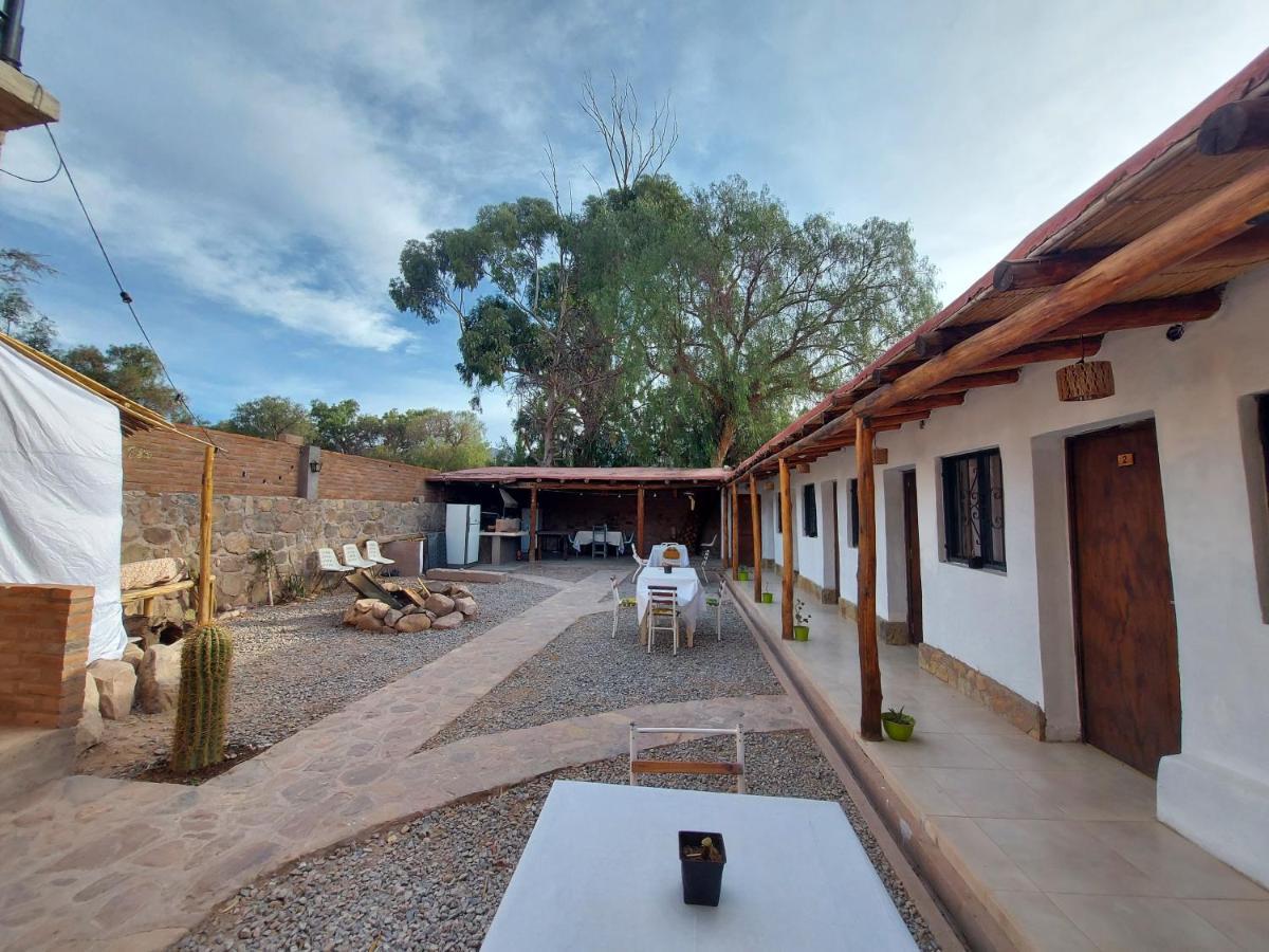 Arbol Tilcara Hostel Exterior foto